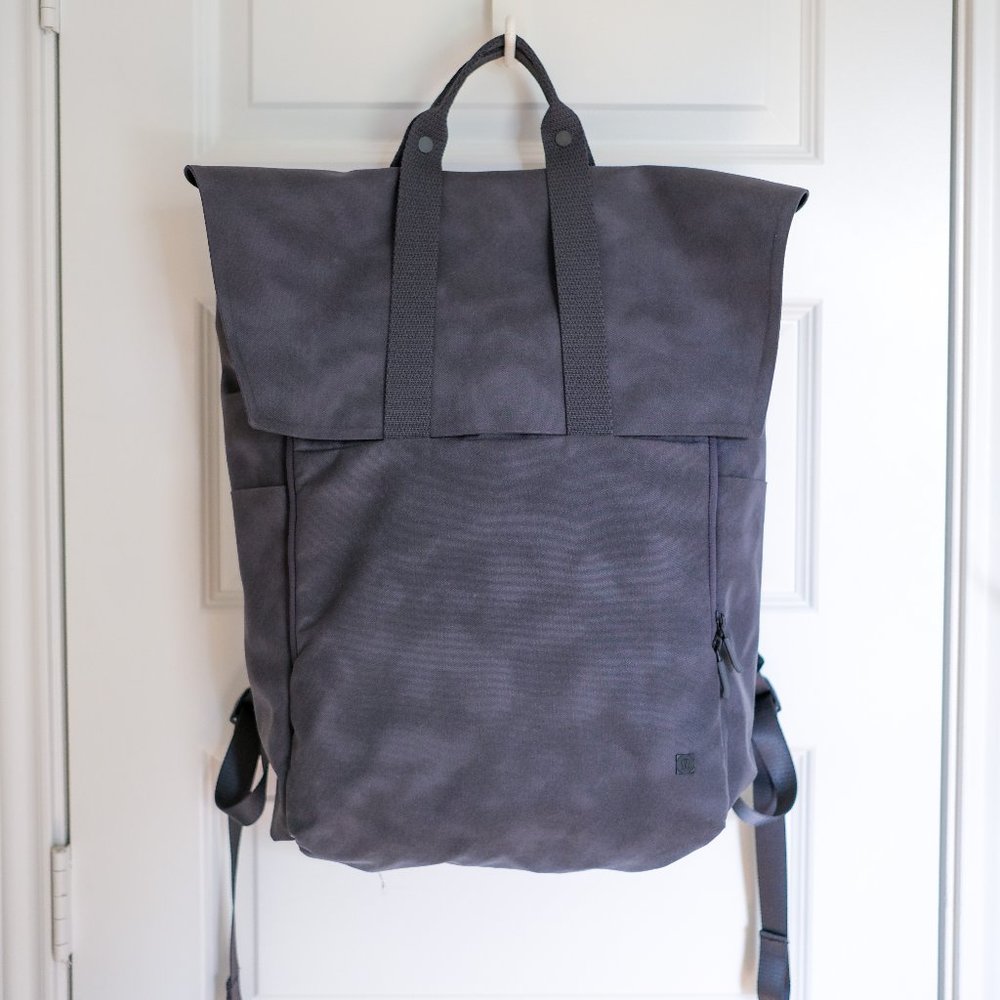 lululemon Early Embark Travel Backpack - Grey, Water Repellent